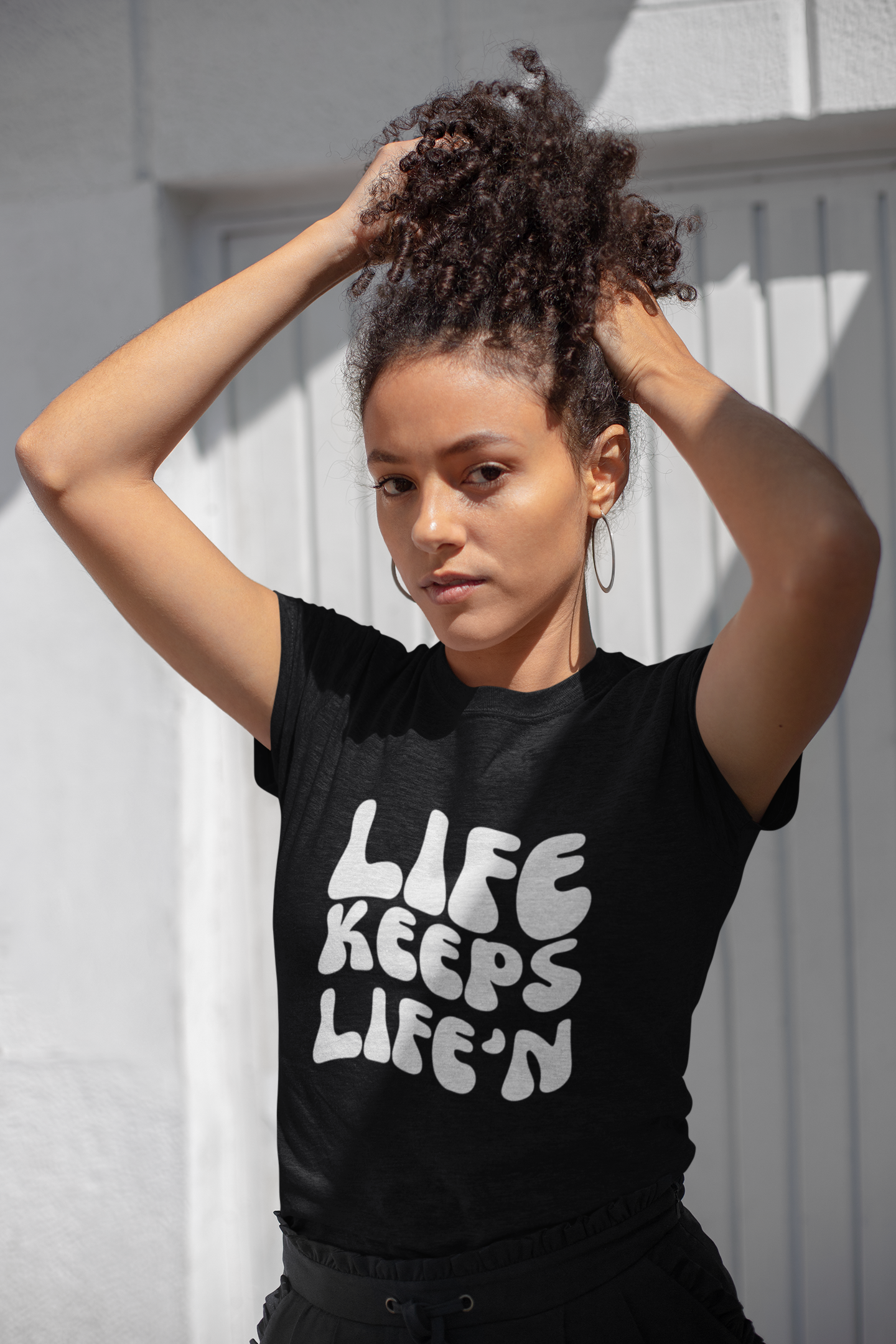 Life Keeps Life'n Crewneck T-shirt